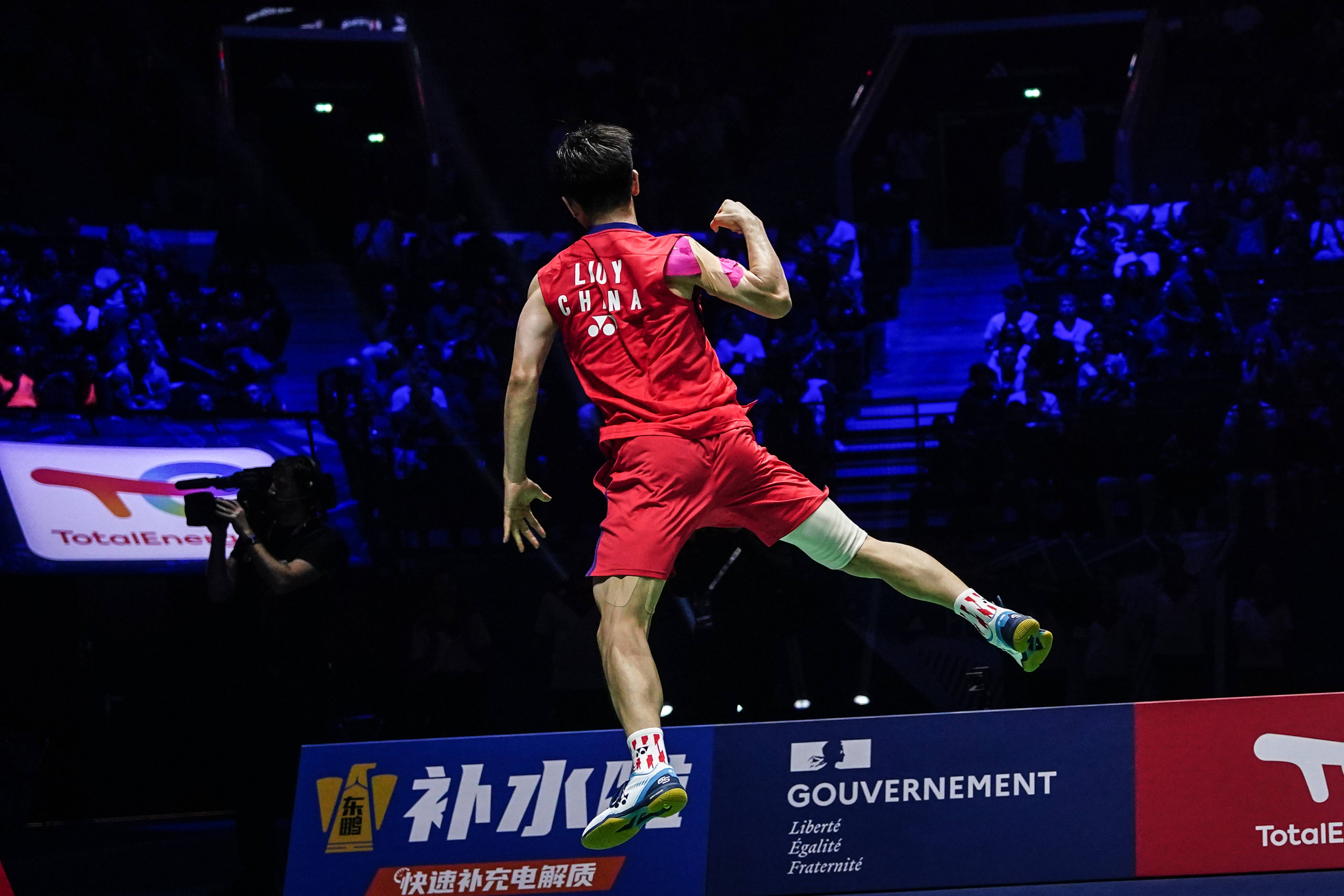 （体育）羽毛球——世锦赛：陈柏阳/刘毅晋级男双决赛