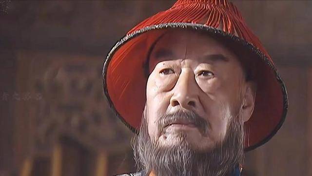 康熙擒鳌拜后未杀他，晚年亲自为其平反，背后藏着怎样的帝王心术